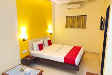 Hotel Darshan Lodging