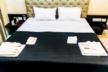 Hotel Vanrai Village Resort