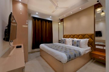 Hotel Leo Saffron