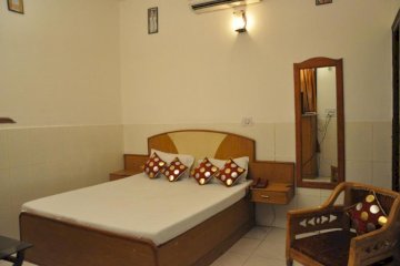 Hotel Surya Palace