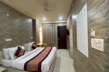 Hotel red Chilli NSP