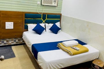Hotel Radha Palace Guest House