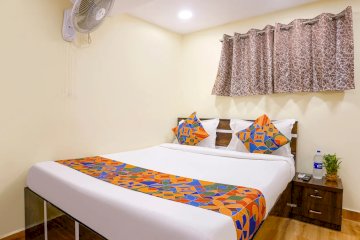 Hotel Metro Galaxy Inn